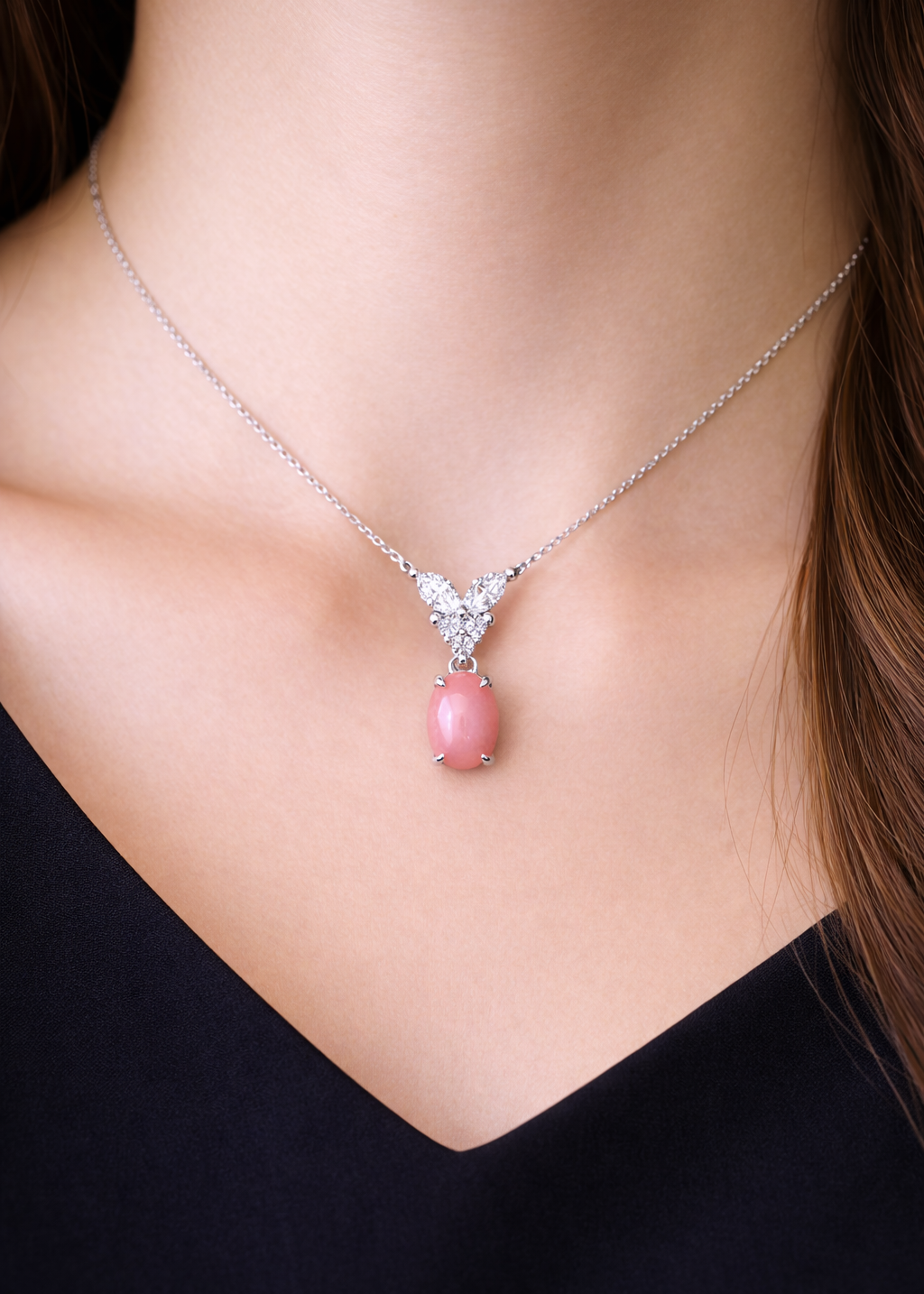 GIA certified conch pearl necklace with round brilliant and marquise diamonds