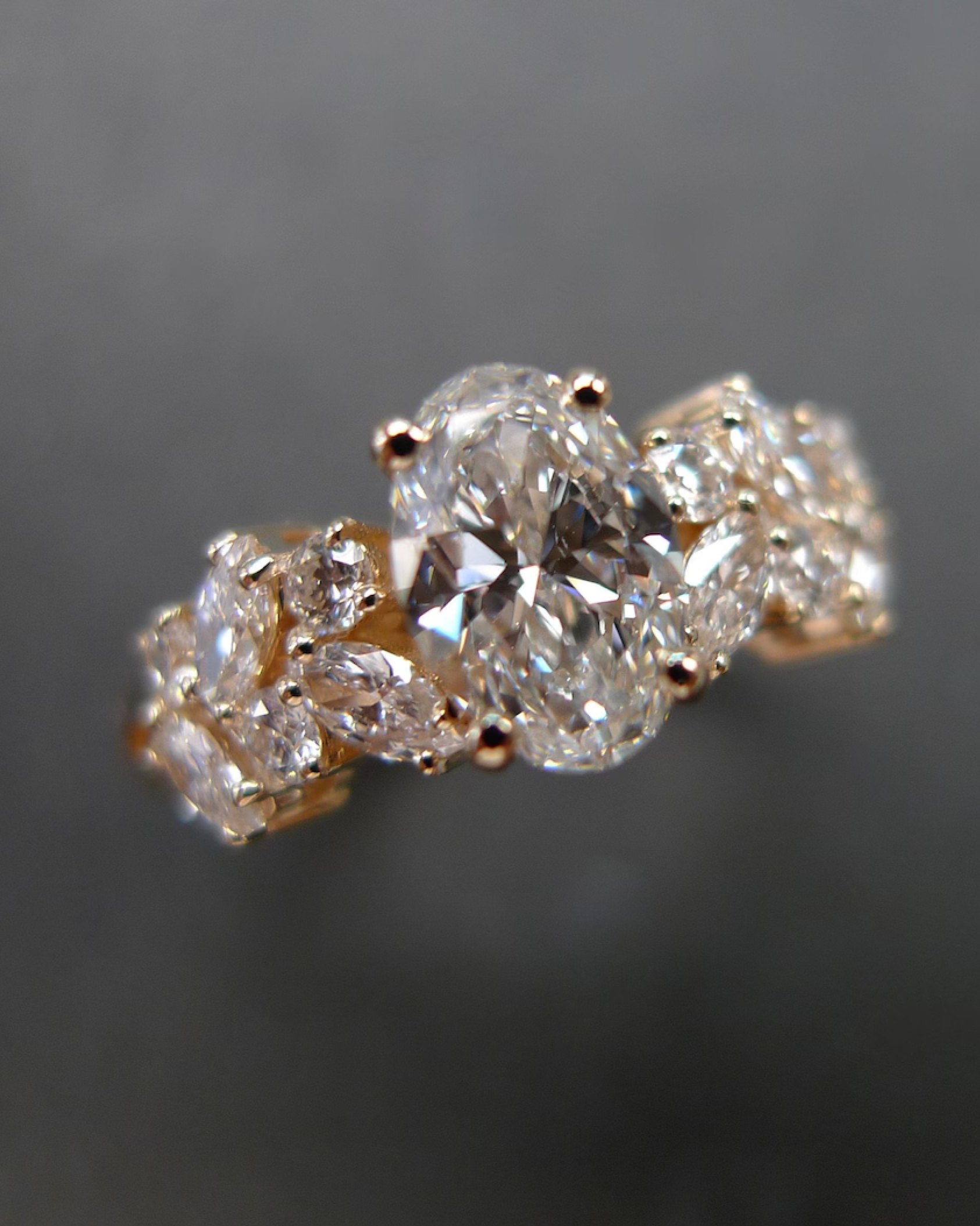 Certified 0.80ct Oval Cut Diamond and Marquise Diamond Ring in Yellow Gold - HN JEWELRY