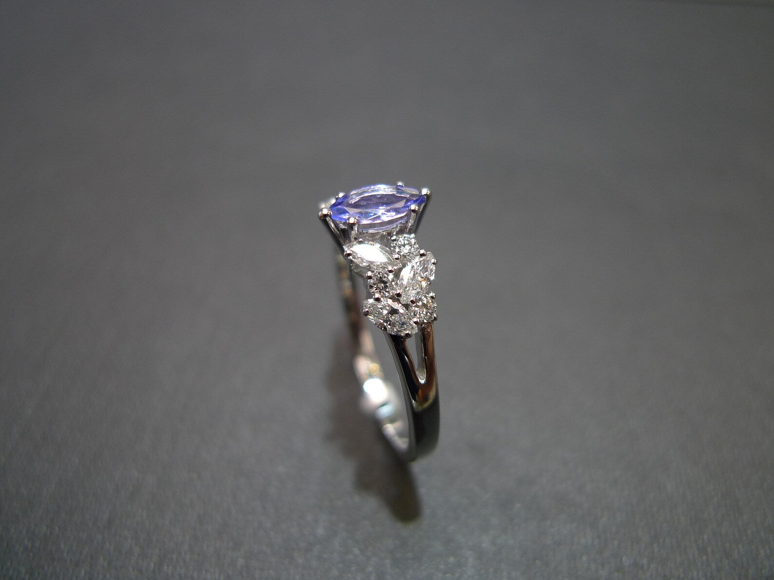 Marquise Cut Natural Tanzanite and Diamond Ring in White Gold - HN JEWELRY