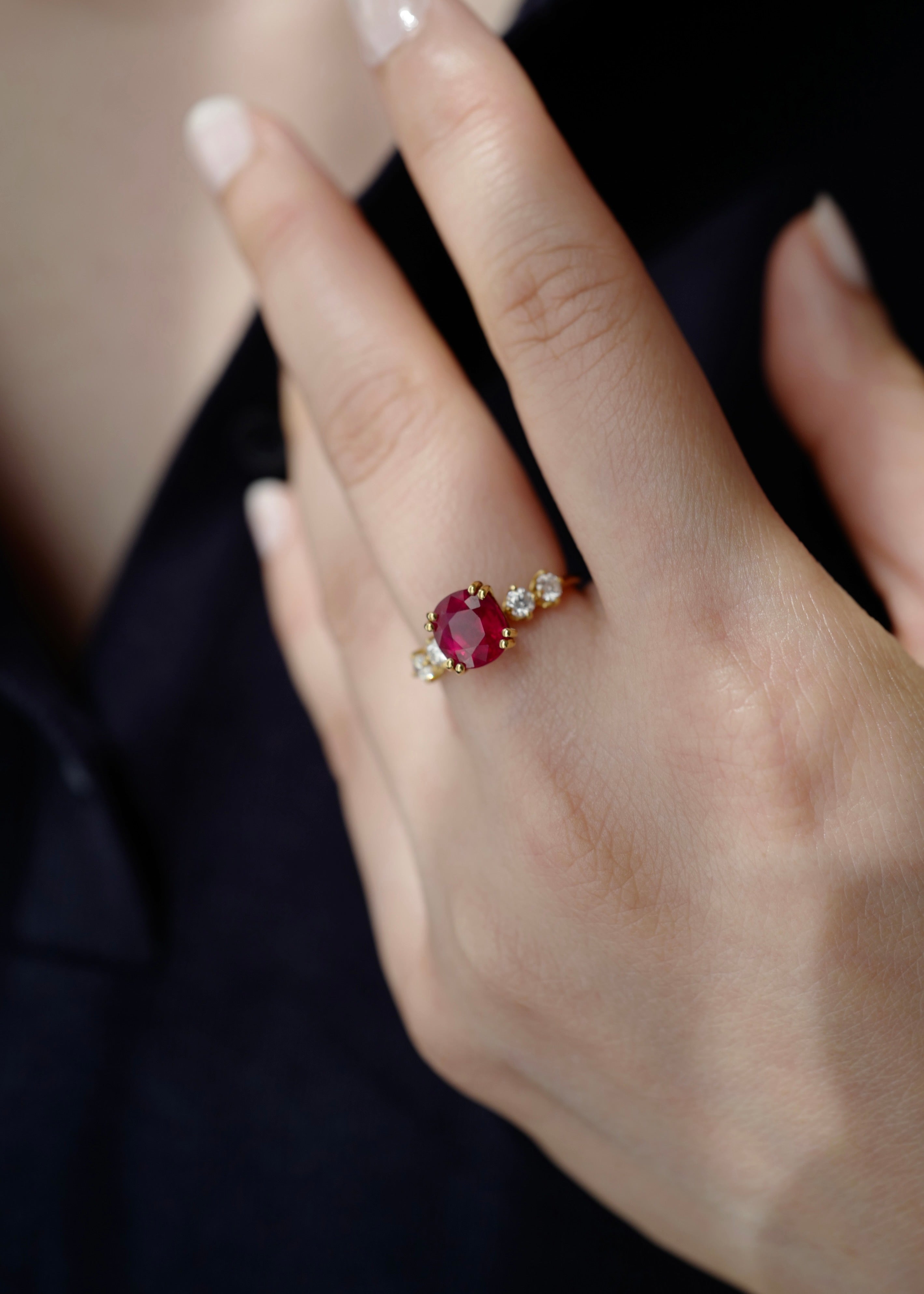 Elegant pigeon blood vivid red natural burma ruby and diamond ring in solid gold