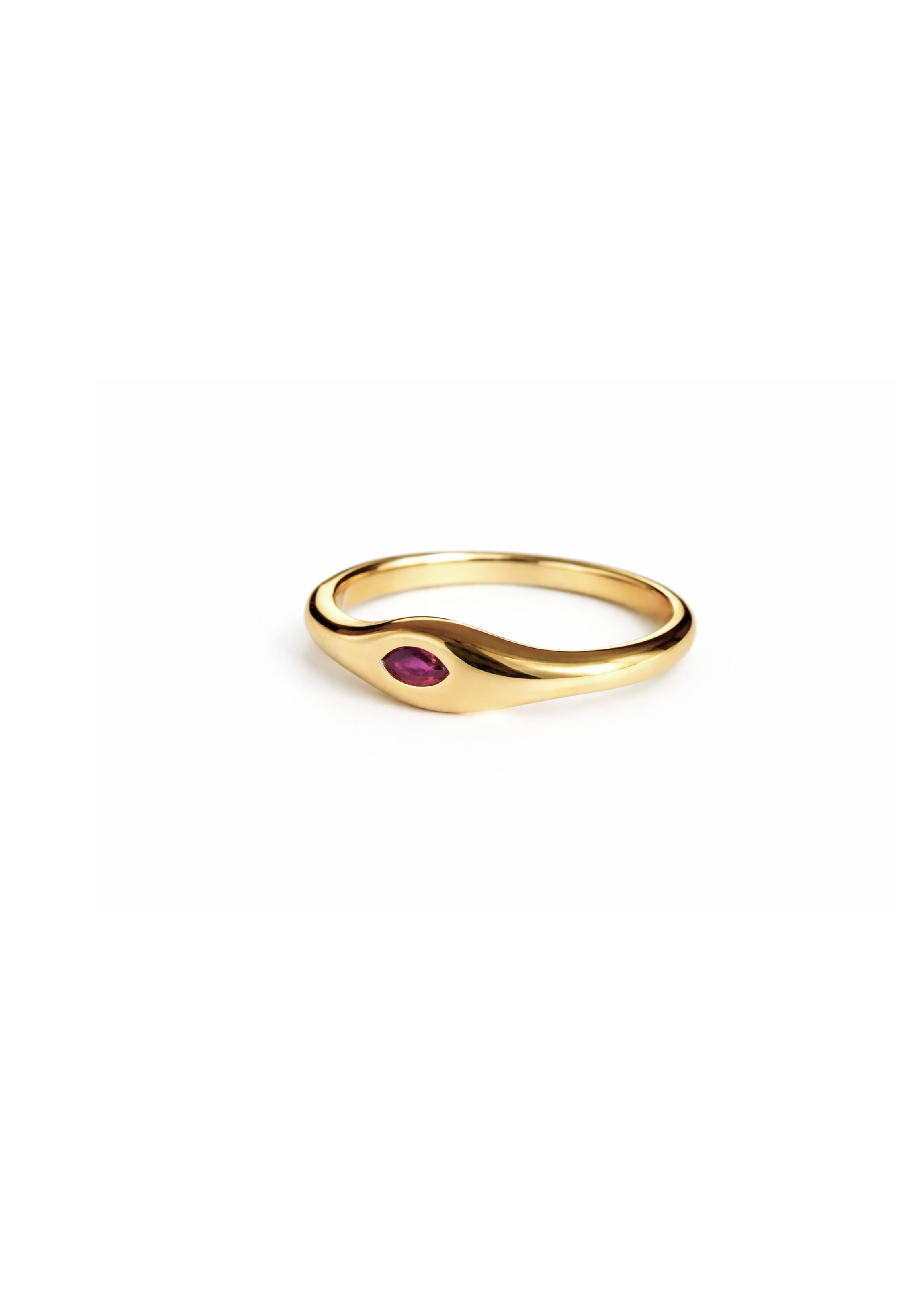 Ruby Dôme ring in 14k solid gold