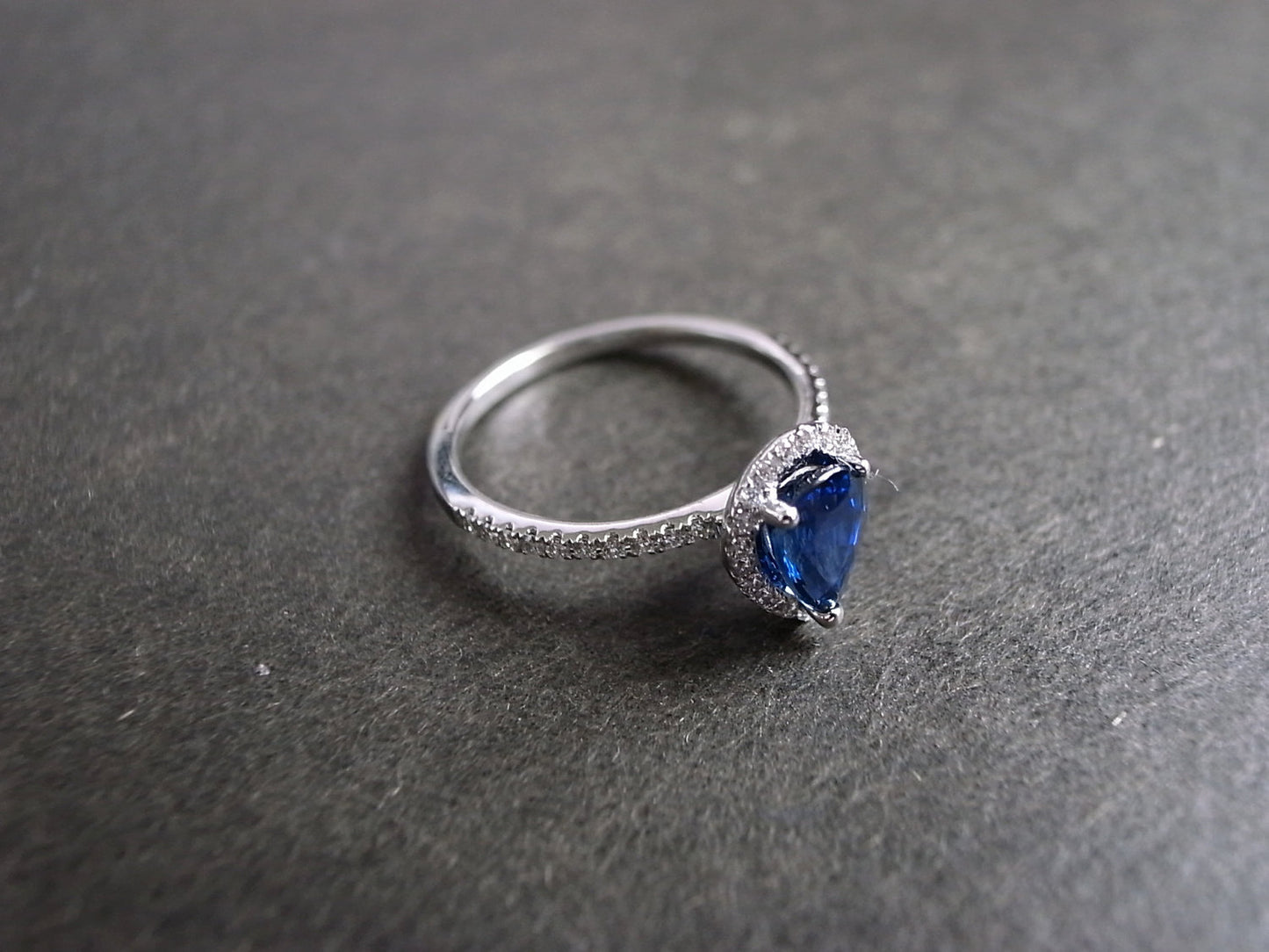 Pear Shaped Blue Sapphire Diamond Ring in White Gold - HN JEWELRY