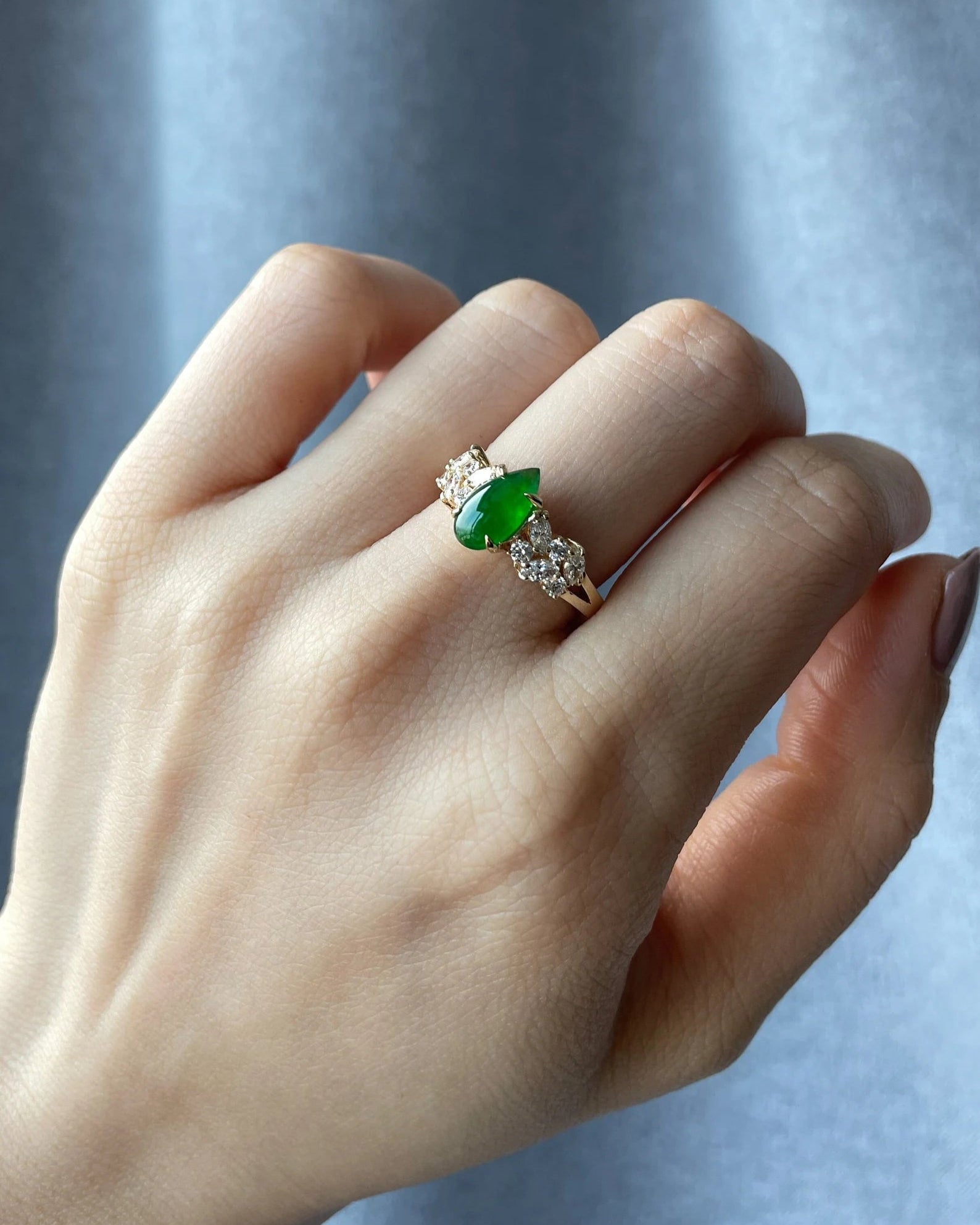 Certified Pear Shape Green Jade and Diamond Ring in Yellow Gold - HN JEWELRY