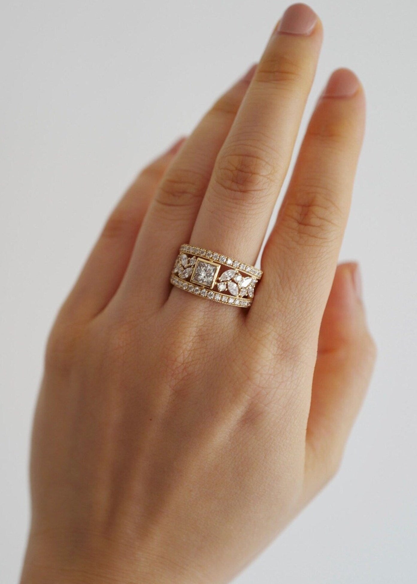 Certified 0.60ct Princess Cut Diamond Wide Ring in Yellow Gold - HN JEWELRY