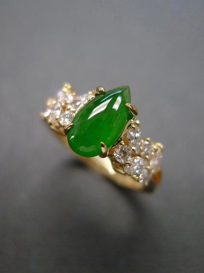 Certified Pear Shape Green Jade and Diamond Ring in Yellow Gold - HN JEWELRY