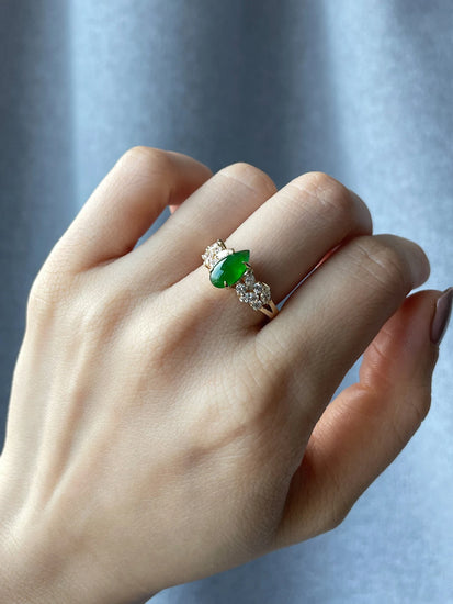 Certified Pear Shape Green Jade and Diamond Ring in Yellow Gold - HN JEWELRY