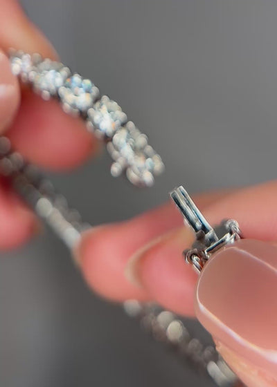 Tennis bracelet made in 18k white gold, 0.20ct diamond each 