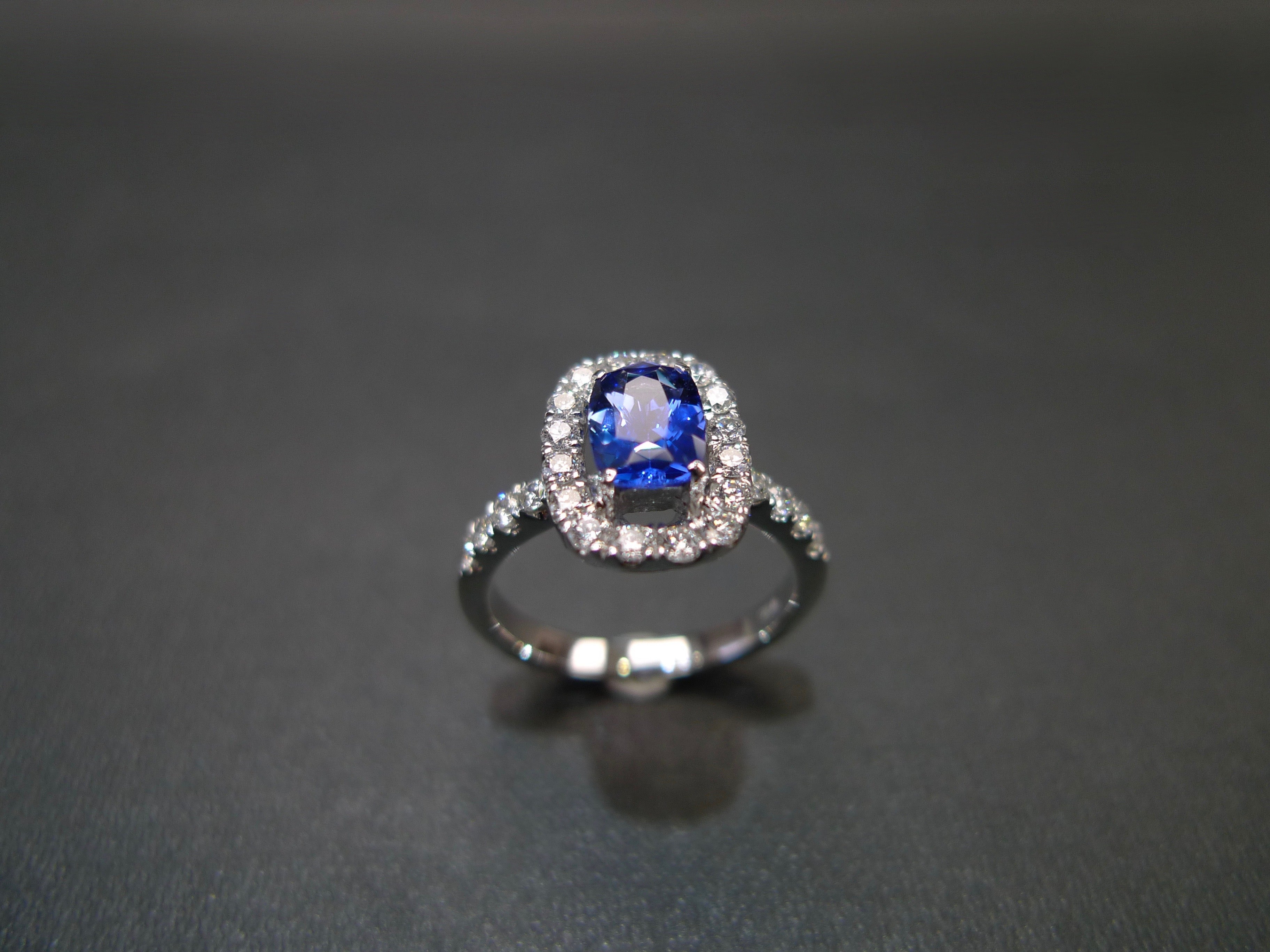 Cushion Cut Blue Sapphire & Diamond Ring in 18K White Gold - HN JEWELRY