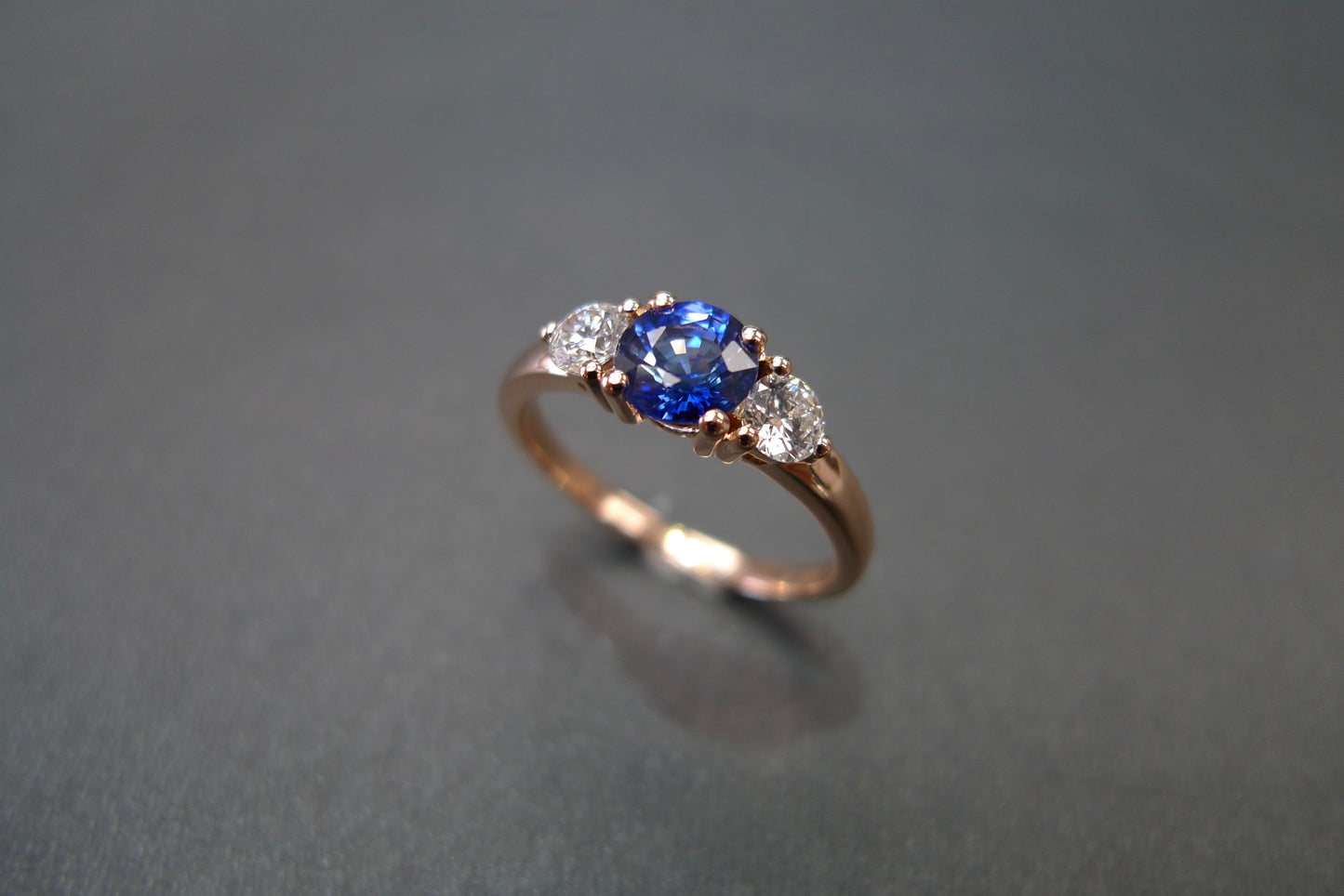 Blue Sapphire & Diamond Ring in 18K Rose Gold - HN JEWELRY