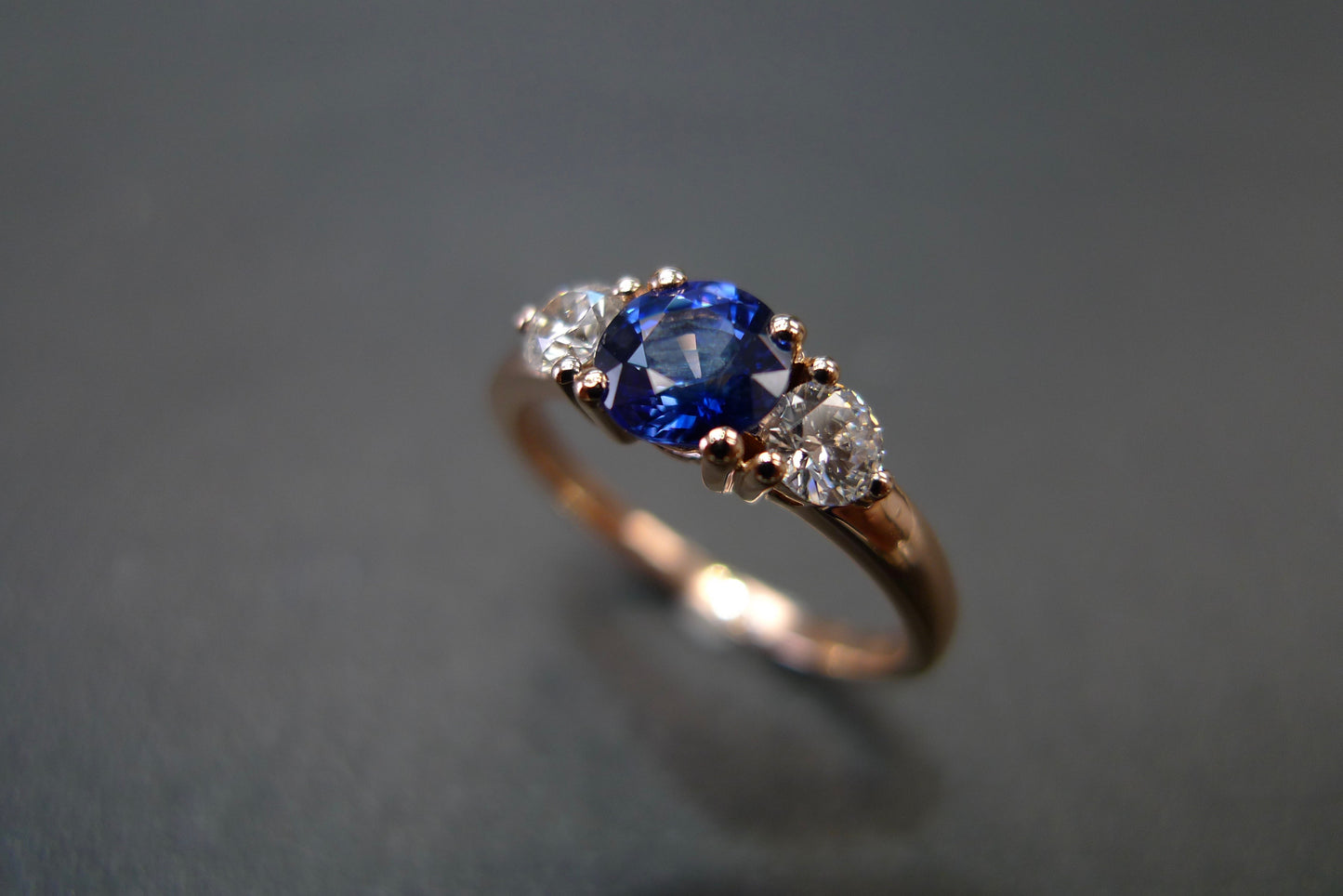Blue Sapphire & Diamond Ring in 18K Rose Gold - HN JEWELRY