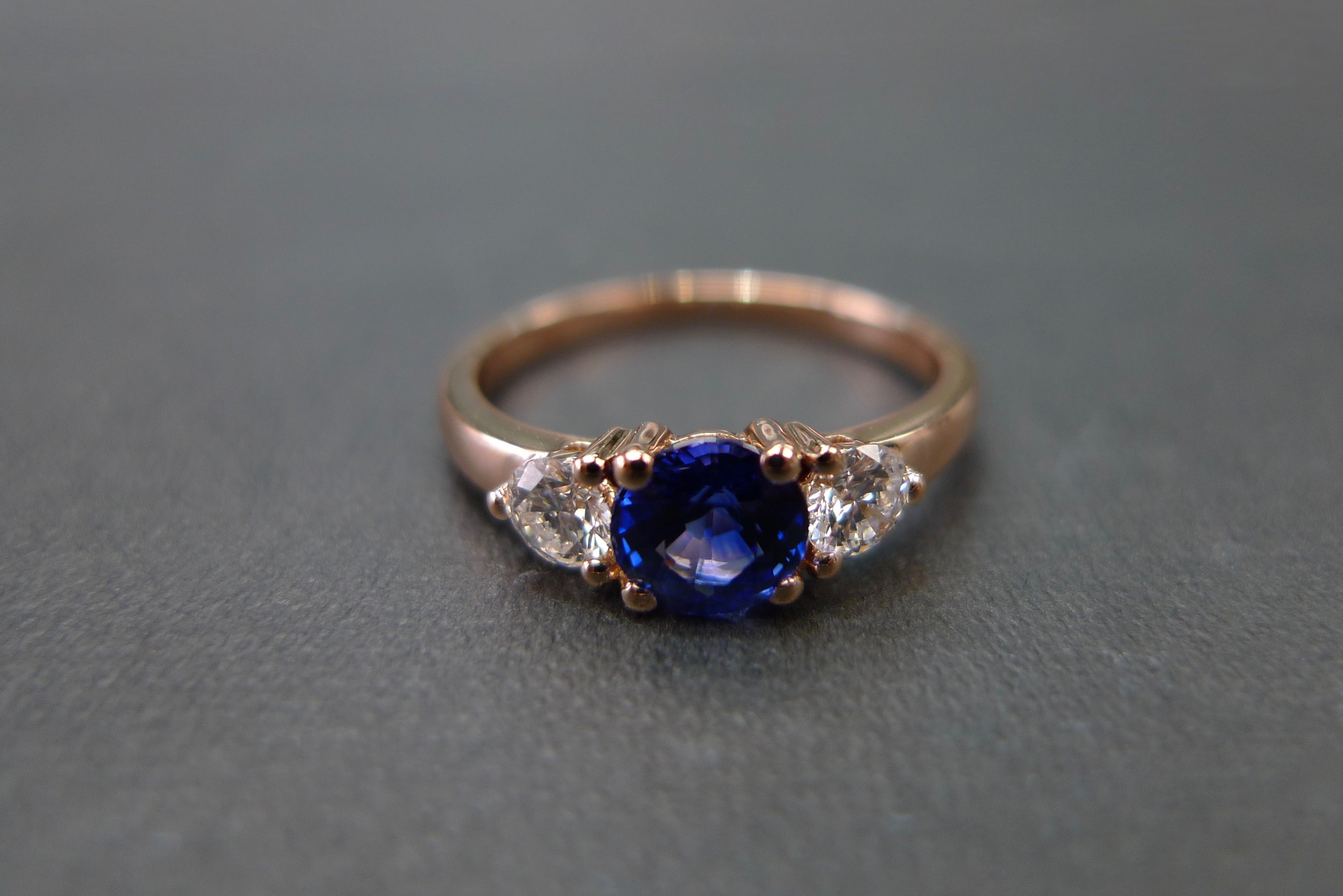 Blue Sapphire & Diamond Ring in 18K Rose Gold - HN JEWELRY