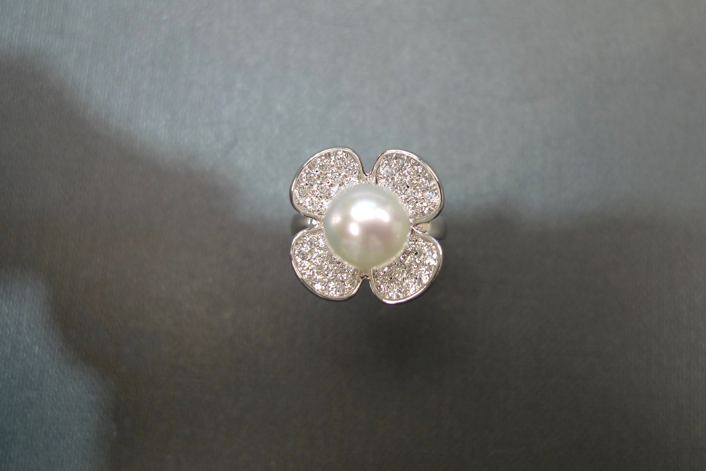 White Pearl & Diamond Floral Ring in 18K White Gold - HN JEWELRY