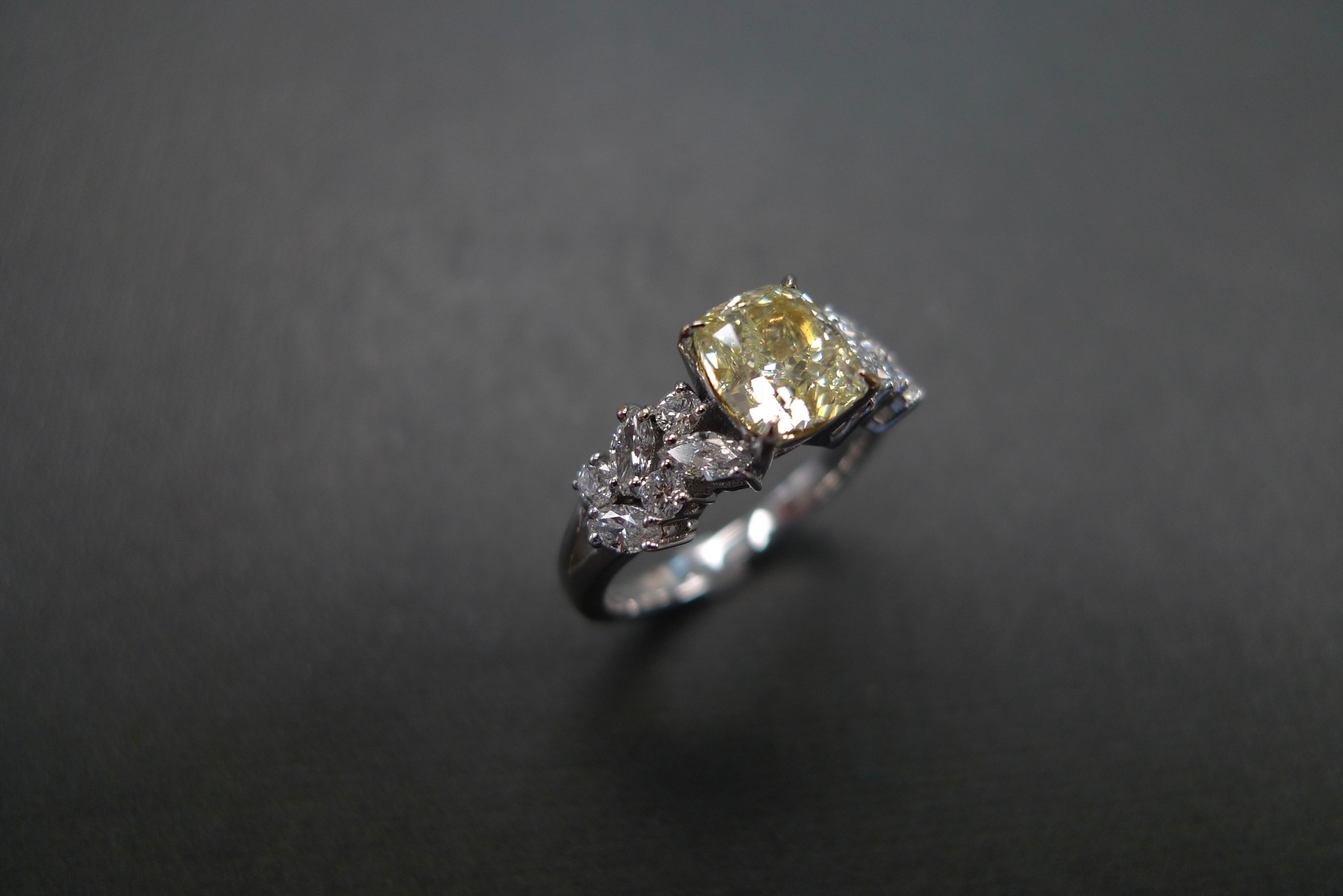 1.22ct Cushion Shape Light Yellow Diamond and Marquise Diamond Ring - HN JEWELRY