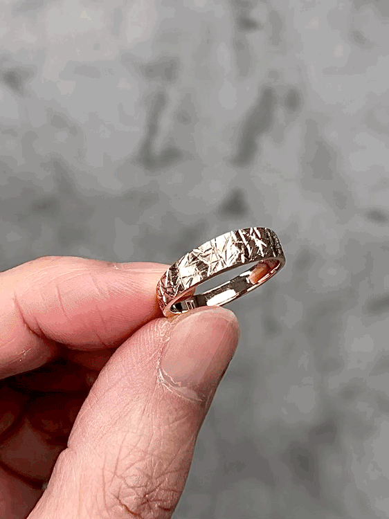 5mm Hand Carved Men's Wedding Ring in 18K Yellow Gold - HN JEWELRY
