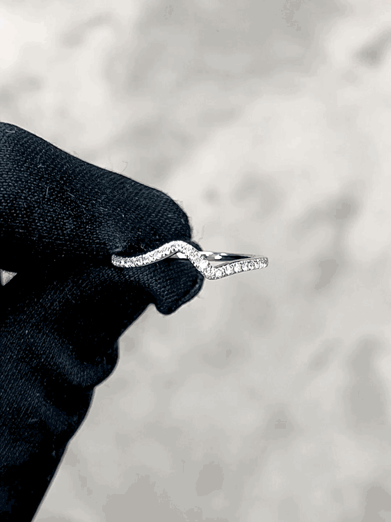 Thin Diamond Ring in 18K White Gold - HN JEWELRY