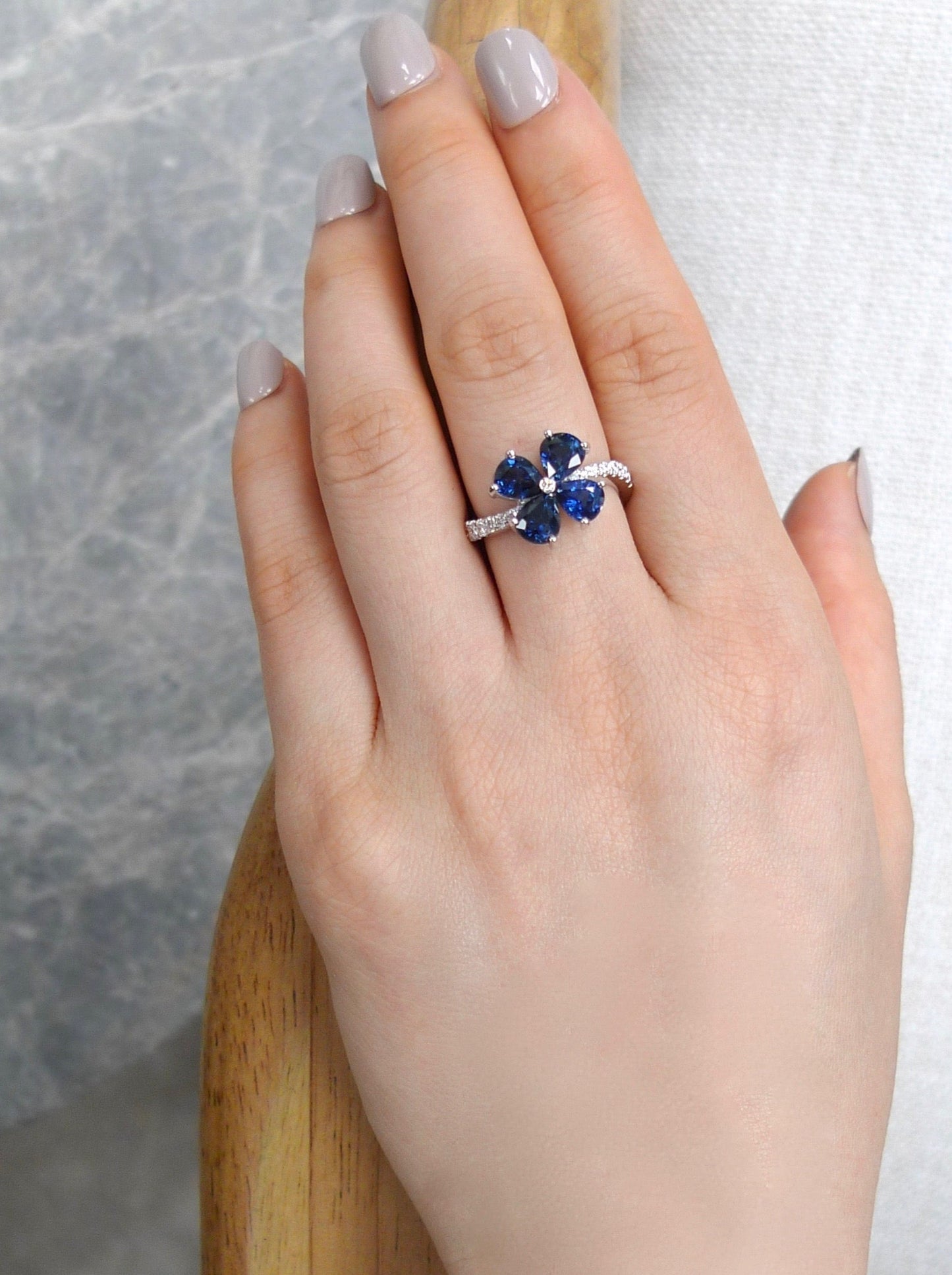 Pear Shaped Blue Sapphire & Diamond Twist Floral Ring - HN JEWELRY