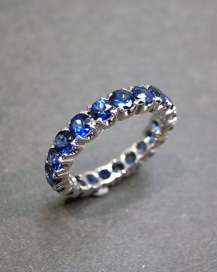 Eternity Blue Sapphire Ring in White Gold - HN JEWELRY