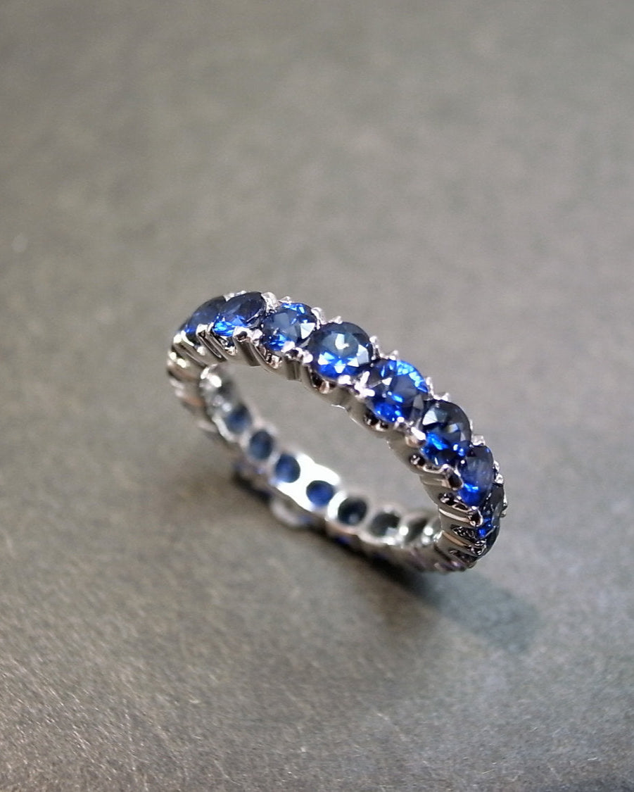 Eternity Blue Sapphire Ring in White Gold - HN JEWELRY