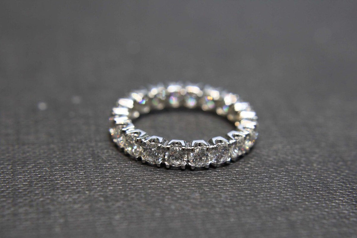 Diamond Wedding Eternity Band - HN JEWELRY