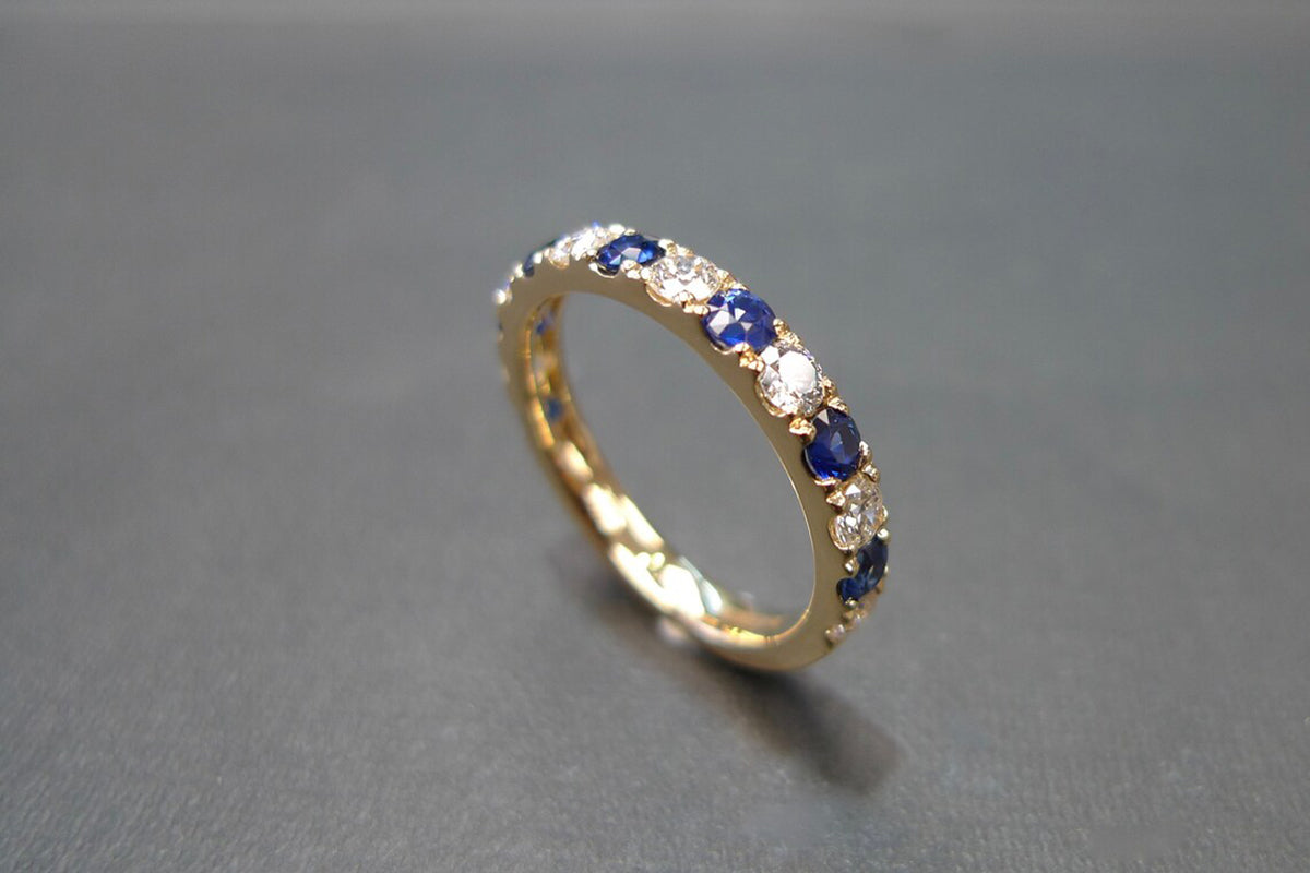 Blue Sapphire and Diamond Ring - HN JEWELRY